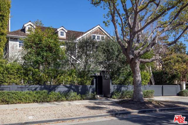 425 23Rd Street - Photo 1