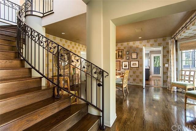 1427 Queens Road - Photo 1