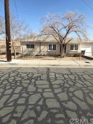 1525 Riverside Drive - Photo 1