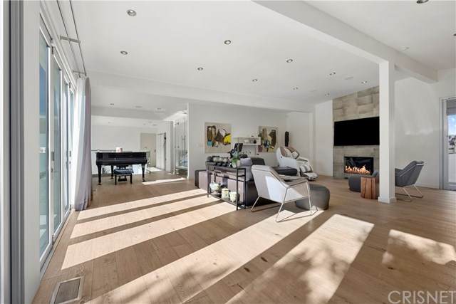 7470 Woodrow Wilson Drive - Photo 1