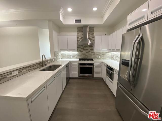 4180 Wilshire Boulevard - Photo 1