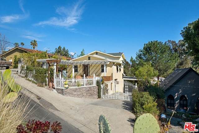 4932 Avoca Street - Photo 1