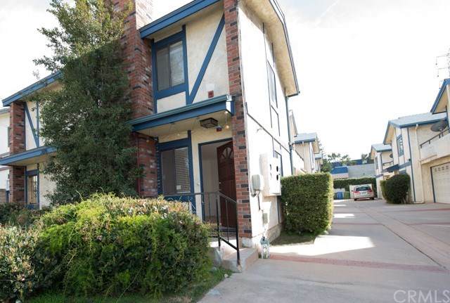 2514 Mathews Avenue - Photo 1