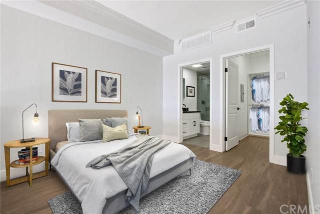 10959 Rochester Avenue - Photo 1