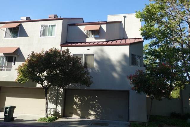 1 Court Lane - Photo 1