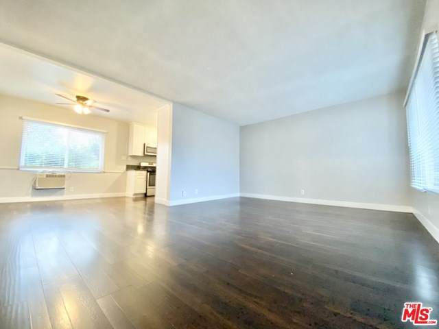 1256 Tamarind Avenue - Photo 1