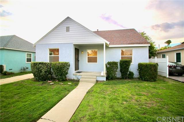 4523 Stansbury Avenue - Photo 1