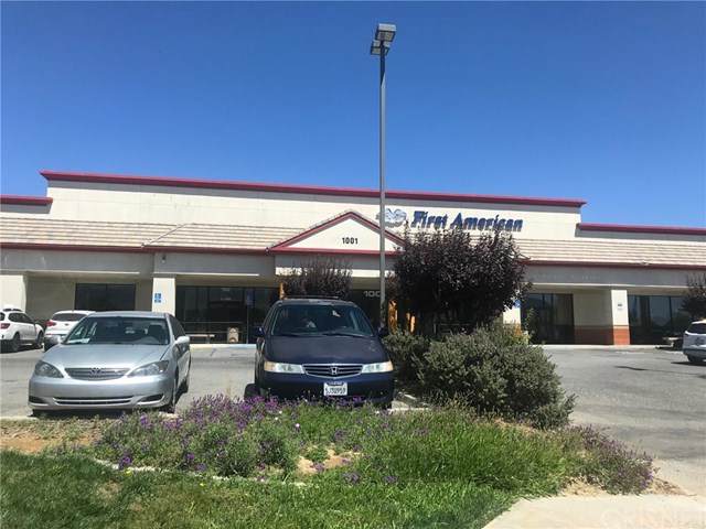 1001 Tehachapi Boulevard - Photo 1