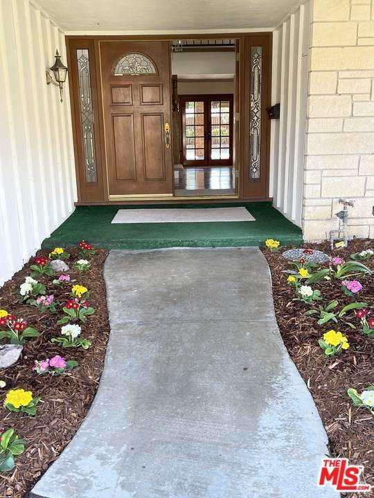 31808 Tynebourne Court - Photo 1