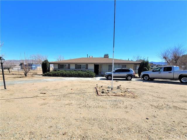 17449 Danbury Avenue - Photo 1