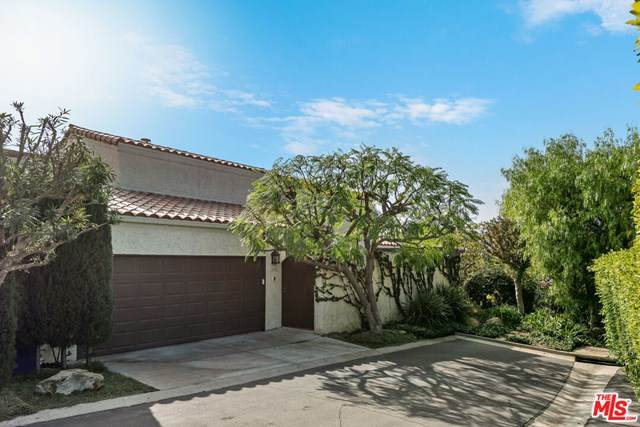 1922 Palisades Drive - Photo 1