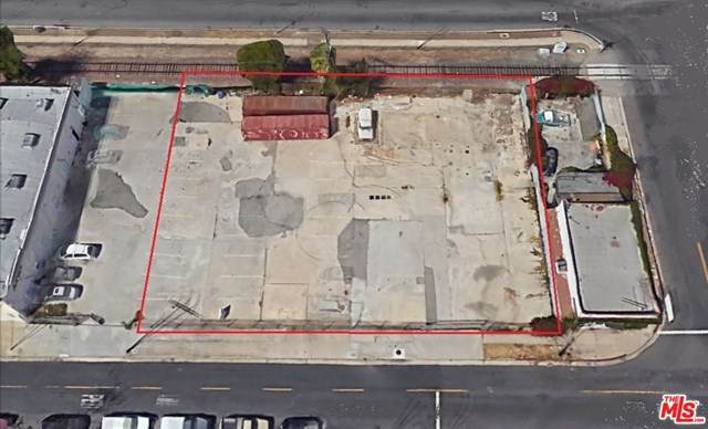 2615 Southwest Drive - Photo 1