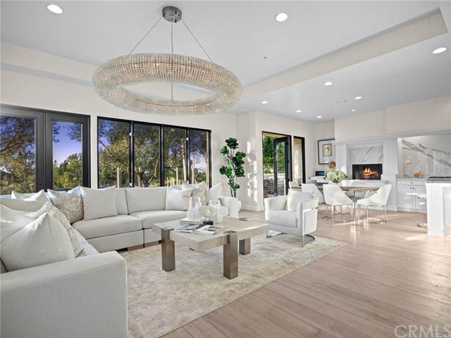 4 Seastar Court - Photo 1