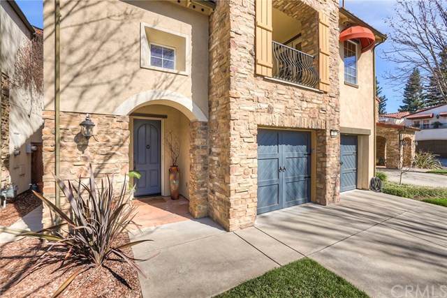 71 Veneto Circle - Photo 1