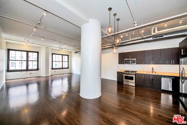 1645 Vine Street - Photo 1