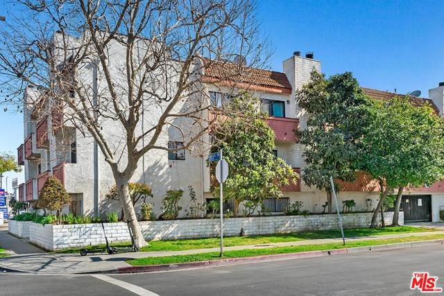 8516 Cadillac Avenue - Photo 1