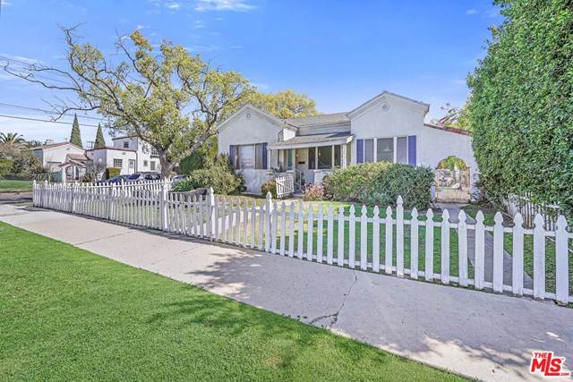 542 Kilkea Drive - Photo 1