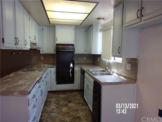 3431 Artesia Boulevard - Photo 1