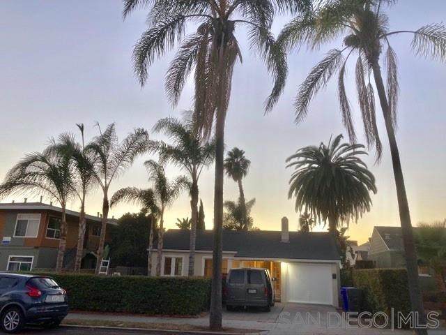4442 Estrella Ave - Photo 1