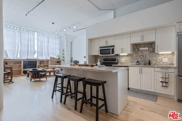 420 San Pedro Street - Photo 1