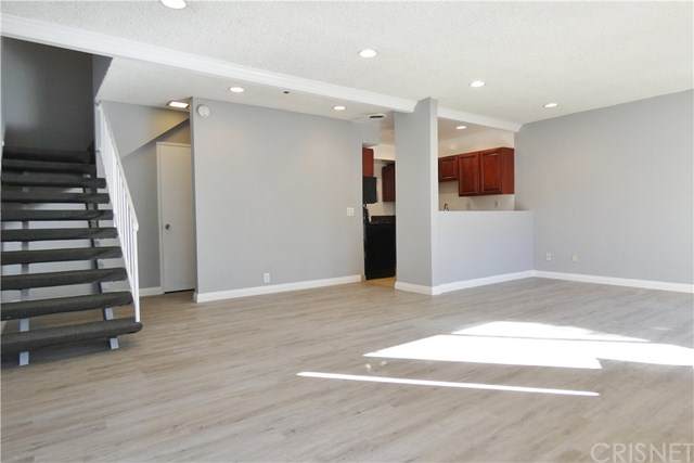 15542 Sherman Way - Photo 1