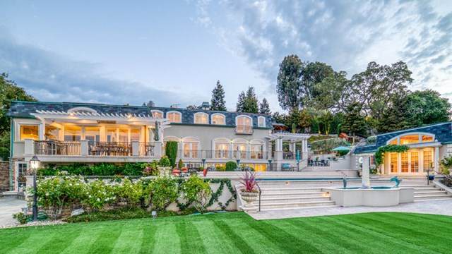 890 Robb Road - Photo 1