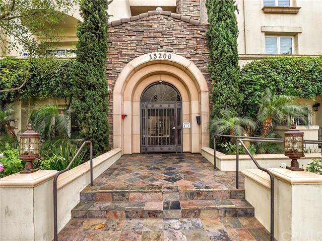 15206 Burbank Boulevard - Photo 1
