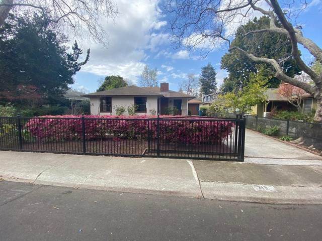 219 Robin Way - Photo 1