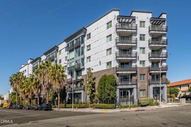 629 Traction Avenue - Photo 1