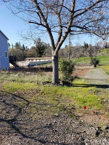 821 Seneca Drive - Photo 1