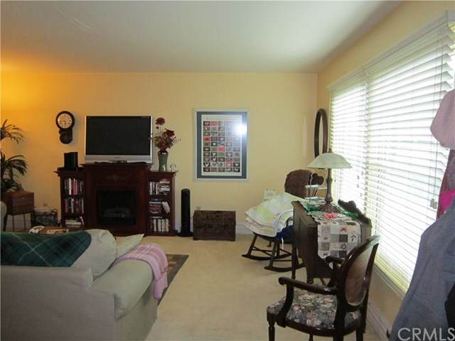 138 Carrie Lane - Photo 1
