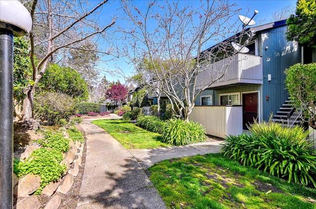 410 Boardwalk Avenue - Photo 1