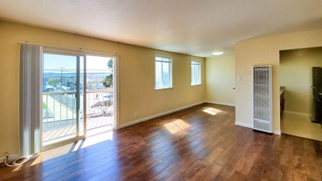 220 Parkview Avenue - Photo 1