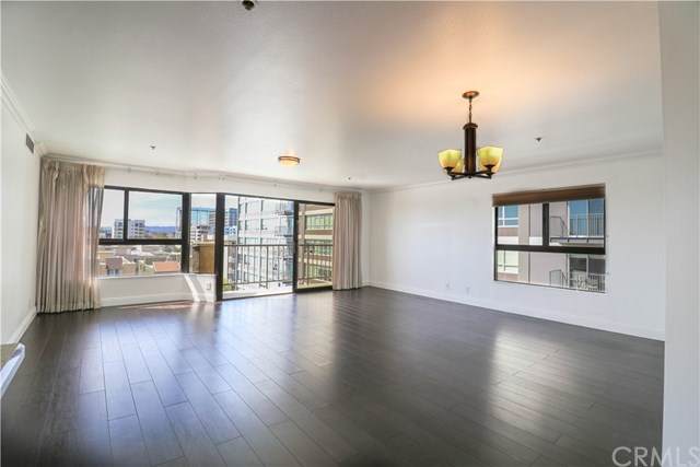 727 Ardmore Avenue - Photo 1