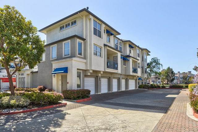 500 Baltic Circle - Photo 1