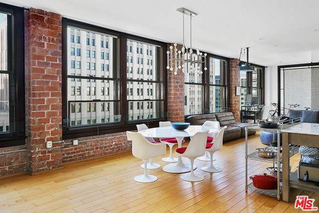 460 Spring Street - Photo 1