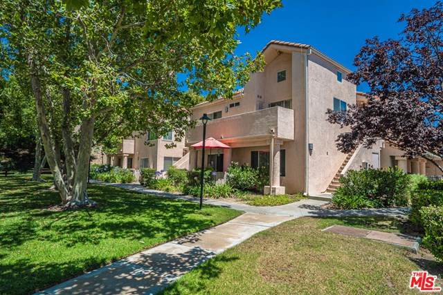 21227 Trumpet Drive - Photo 1