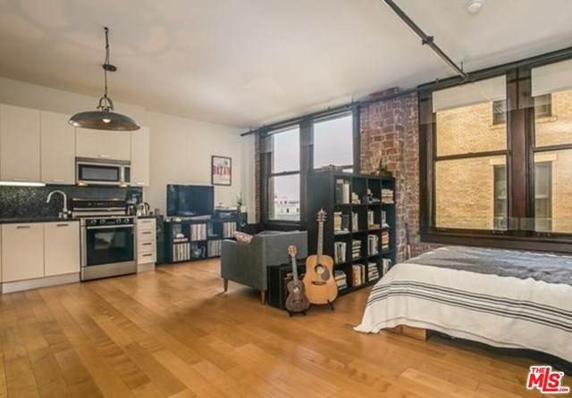 460 Spring Street - Photo 1