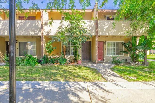 521 Lyon Street - Photo 1