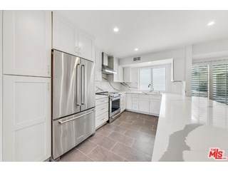 339 Oakhurst Drive - Photo 1