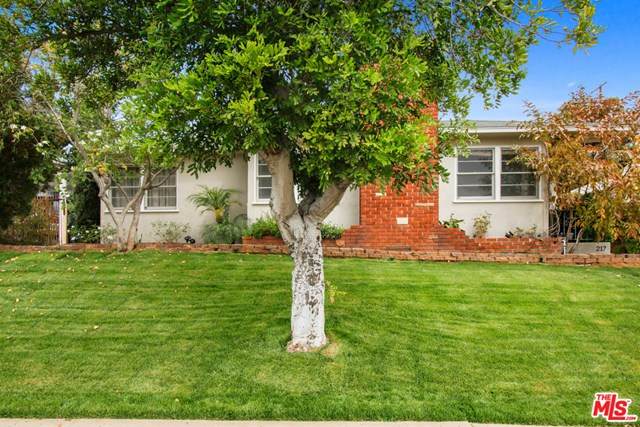 217 Fernfield Drive - Photo 1