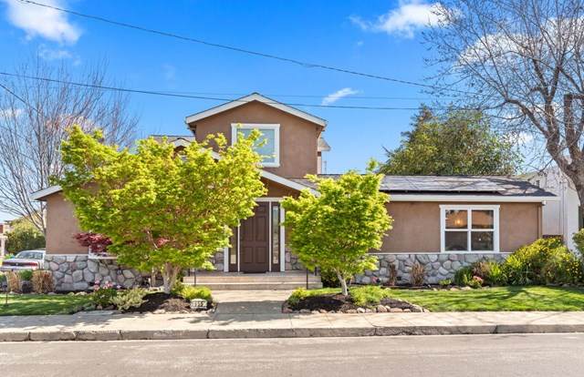 655 Bayport Avenue - Photo 1