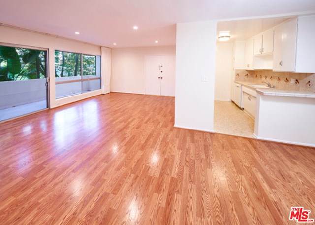 1440 Reeves Street - Photo 1