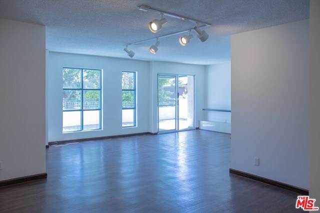 11735 Dorothy - Photo 1