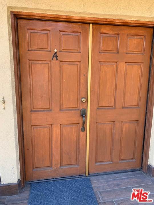 5327 Lexington Avenue - Photo 1