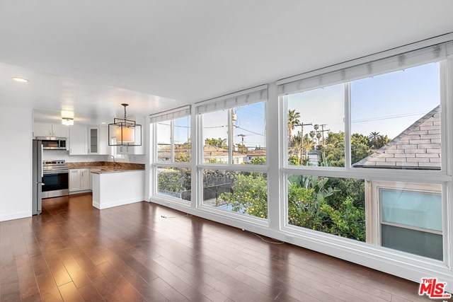 350 Reeves Drive - Photo 1