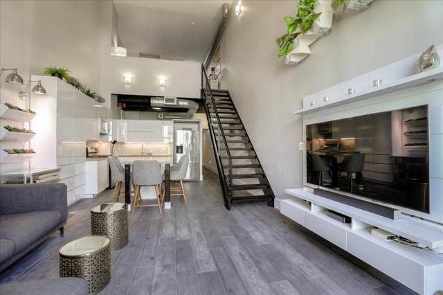 334 Santana - Photo 1