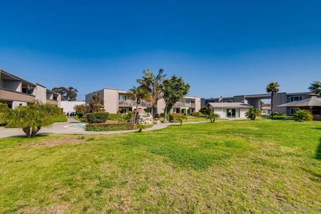 279 Moss Street - Photo 1