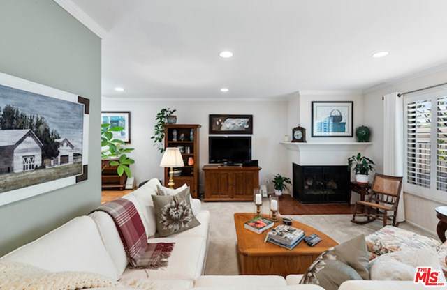 1337 Centinela Avenue - Photo 1