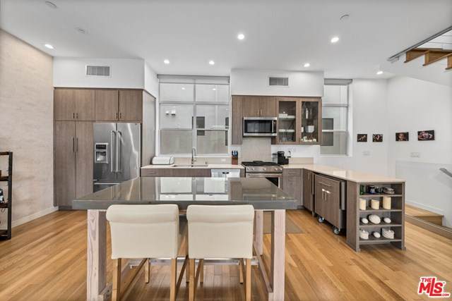 5937 Parkcrest Place - Photo 1